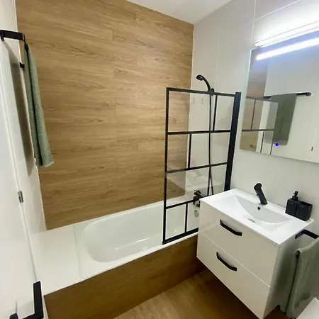Amazon Malaga Apartment Exterior photo
